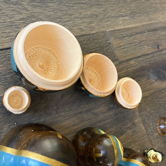 Matryoshka Russian Vintage Nun Set 1998 Signed-Set of 5 - Picture 16 of 16